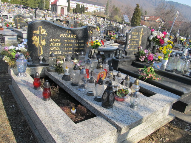 Grób Anna Pilarz