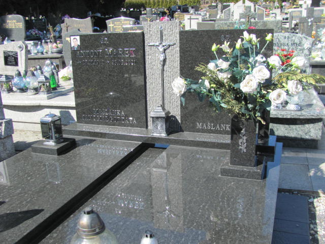 Grób ANTONI MAREK